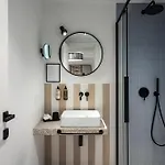 Valesmeralda Boutique Rooms, Marina Guest house