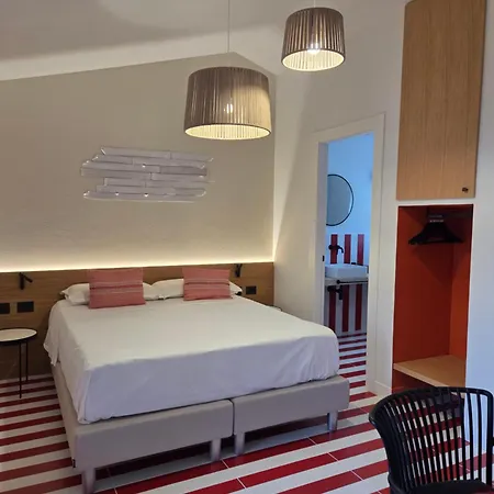 Valesmeralda Boutique Rooms, Marina Pensionat