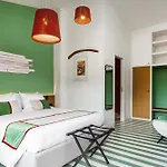 Valesmeralda Boutique Rooms, Marina Gasthuis