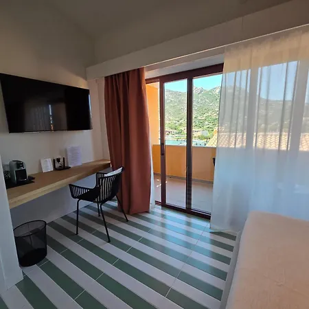 Valesmeralda Boutique Rooms, Marina 4*