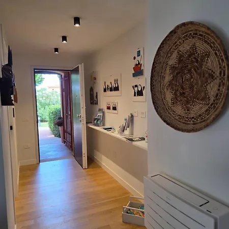 Valesmeralda Boutique Rooms, Marina 招待所 4*