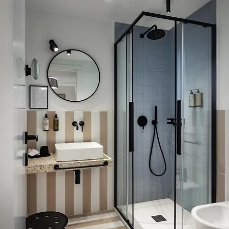 Valesmeralda Boutique Rooms, Marina