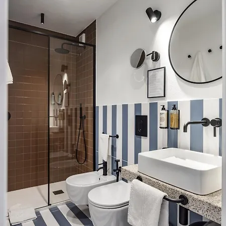 Valesmeralda Boutique Rooms, Marina 4*